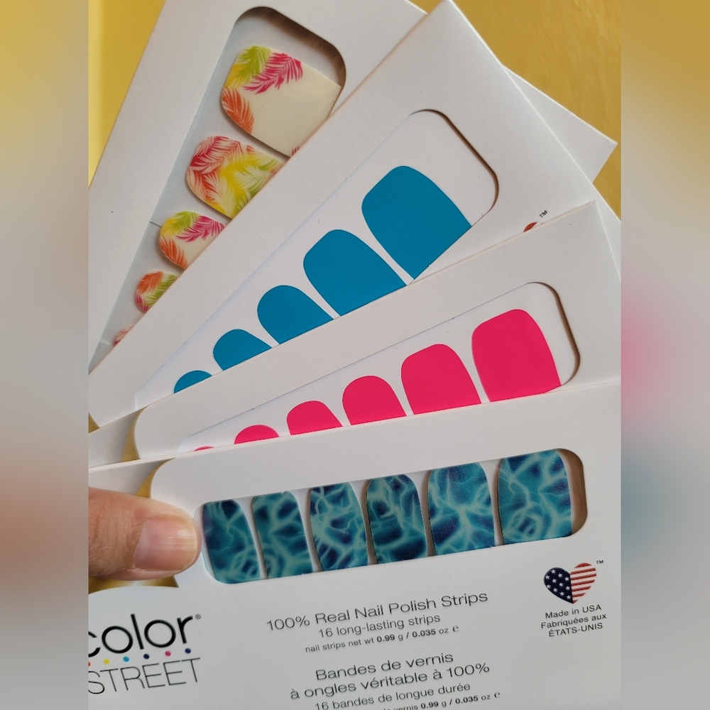 💅🏽 Color Street set of 4 from Summer Splash collection.